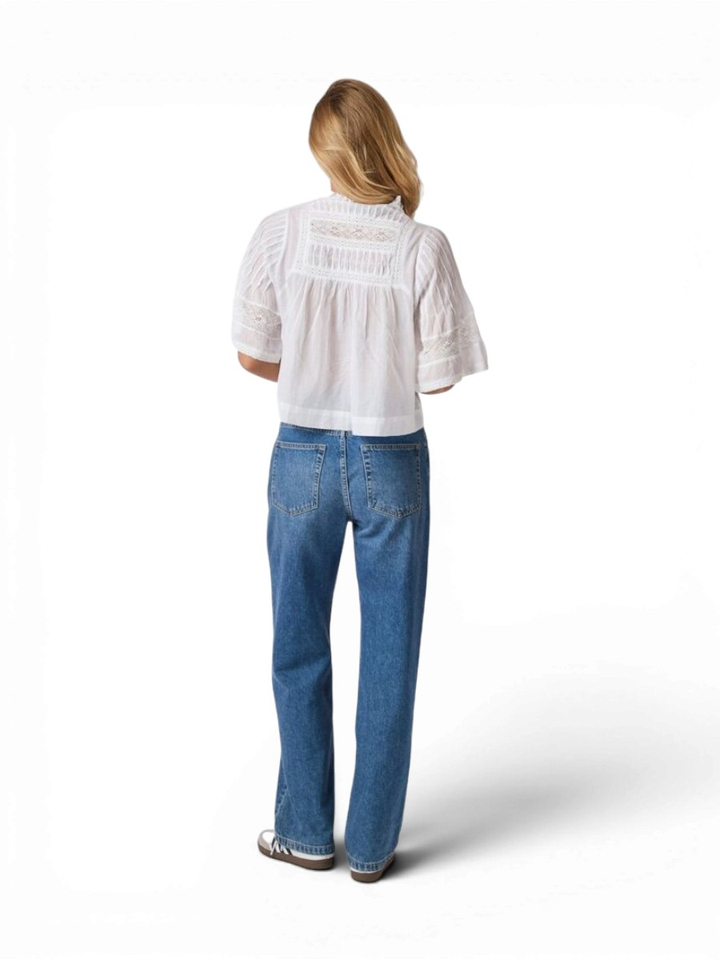 Witte katoenen blouse met details in broderie Siama Neo Noir