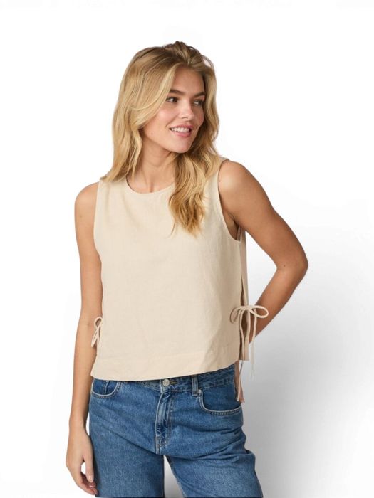 Beige katoenen blouse met korte mouwen Svetlana Neo Noir