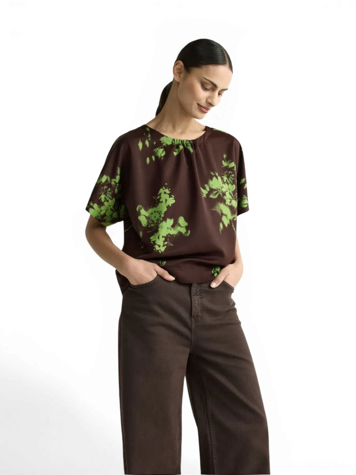 Bruine bloes met groene print Hettie Xandres