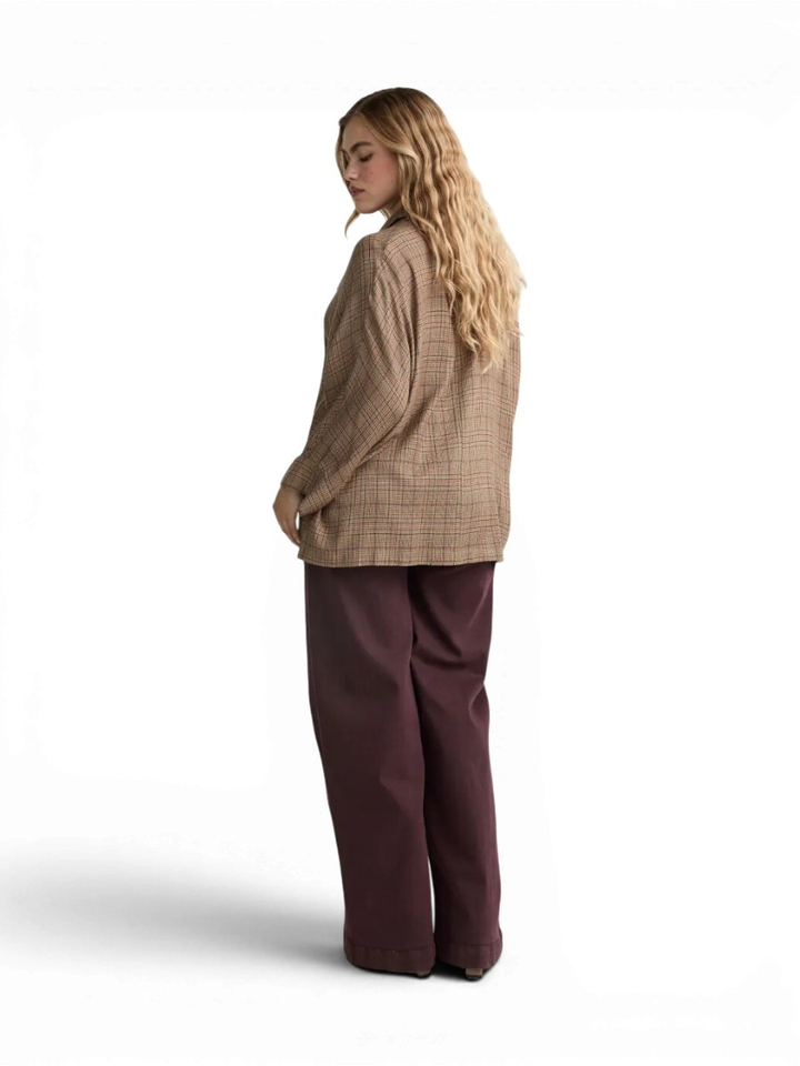 Beige bloes in ruit motief Huigje Xandres 