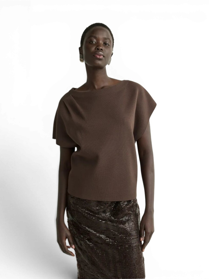 Donkerbruine pull Avril Xandres