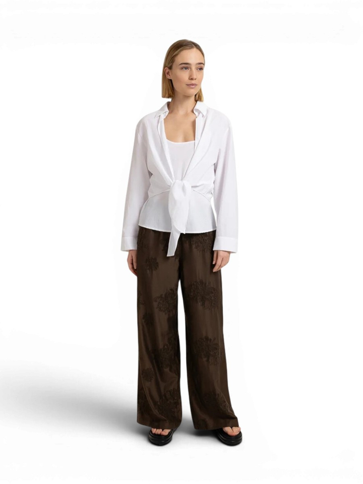 Witte Blouse met knoopdetail en bijpassende top YAYA