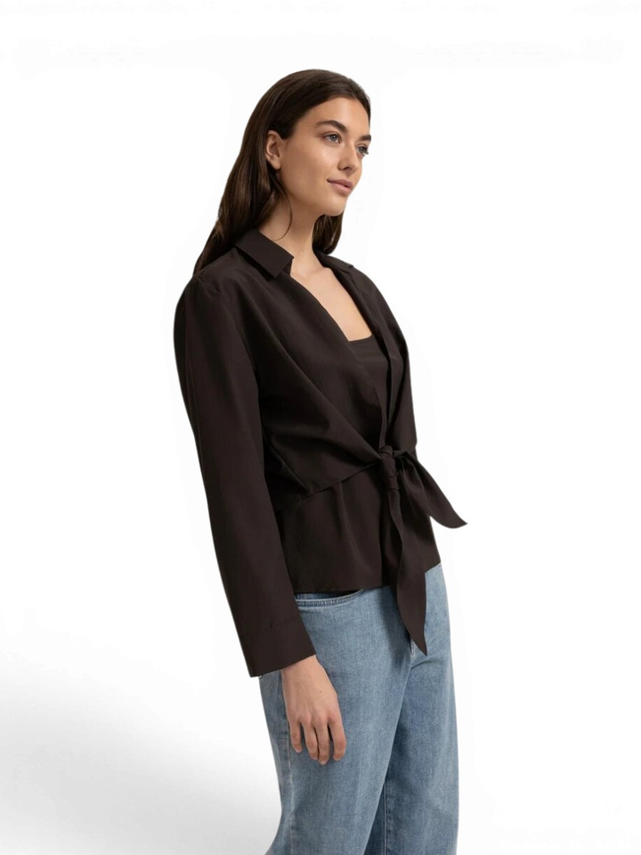 Bruine blouse met knoopdetail en bijpassende top YAYA