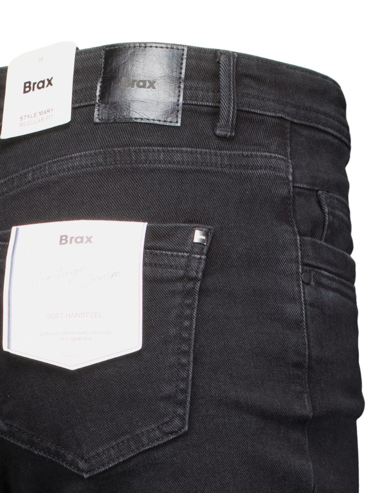 Zwarte regular fit jeans Brax
