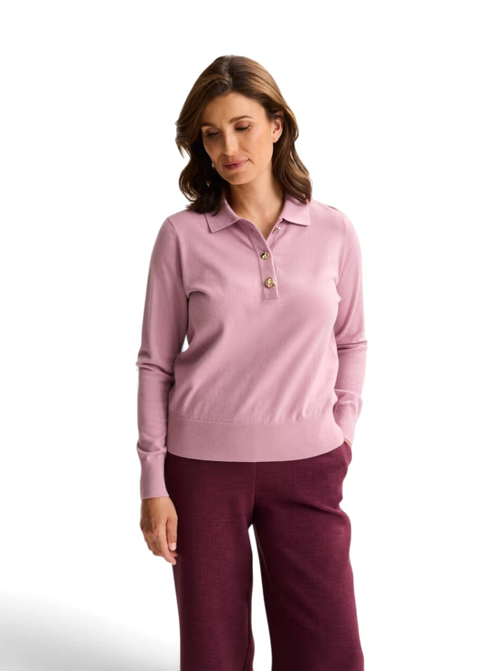 Roze trui met gouden knoopdetail Mayerline