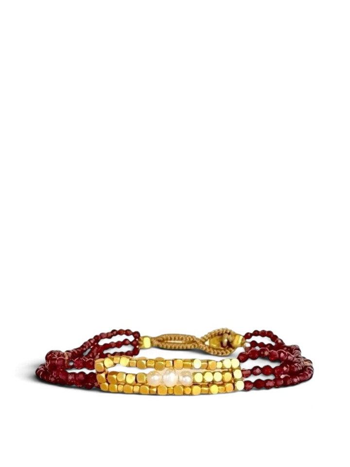 Bruine armband met verschillende patronen Garnet Ibu Jewels