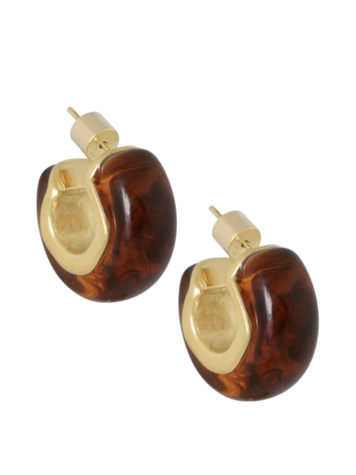 Gouden oorstekers met cognac emaille Ellen Beekmans