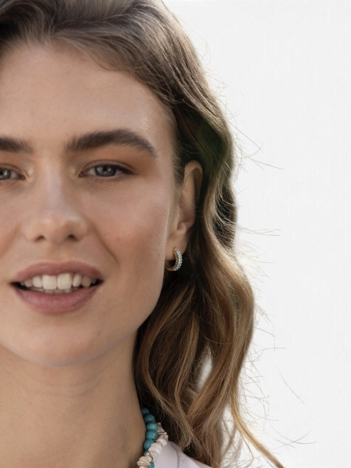 Gouden oorbel met stenen Ellen Beekmans