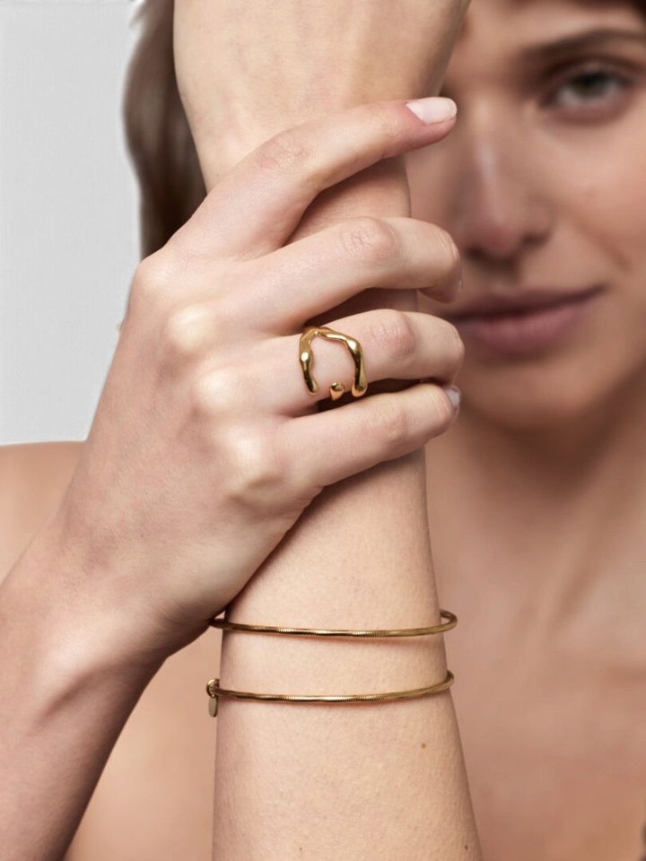 Gouden armband Ellen Beekmans