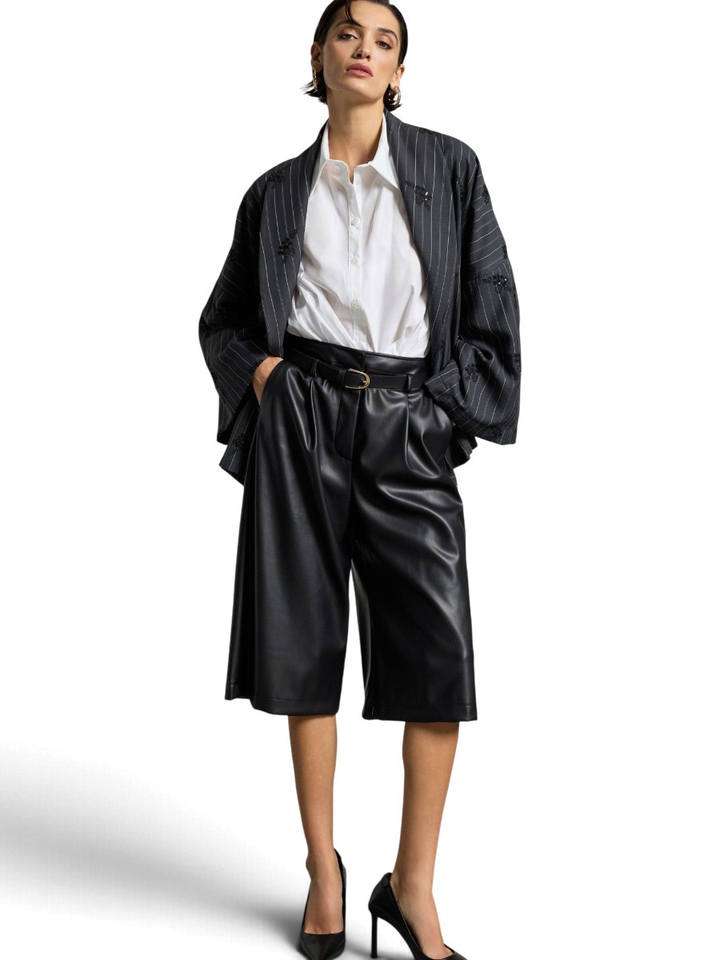 Zwarte lange short in lederlook met riem Imperial 