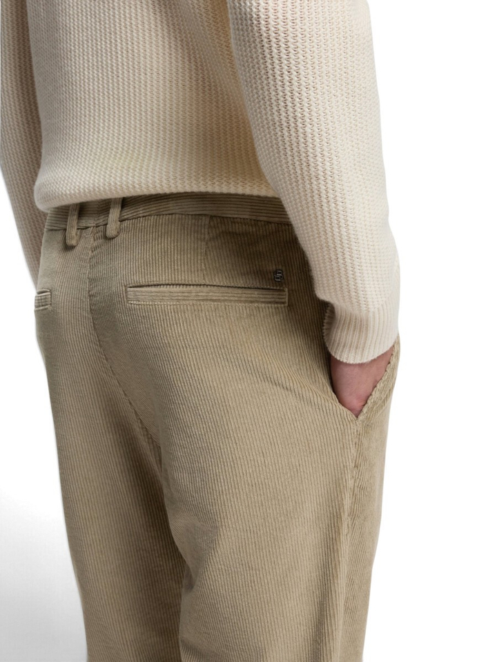 Lichtbruine modern-fit corduroy broek van katoenmix