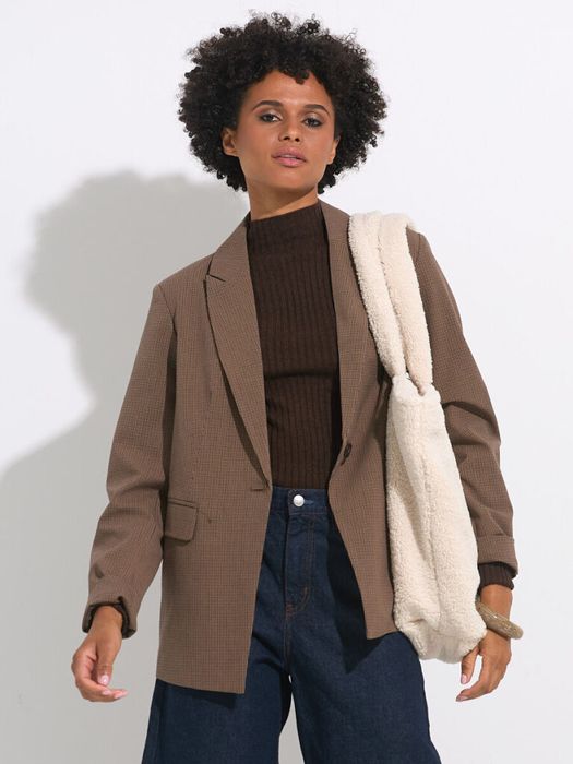 Dames shop the look van Barts, Grace & Mila, Loïs, Julie Dee en Withblack Winter 2025 shoot 1