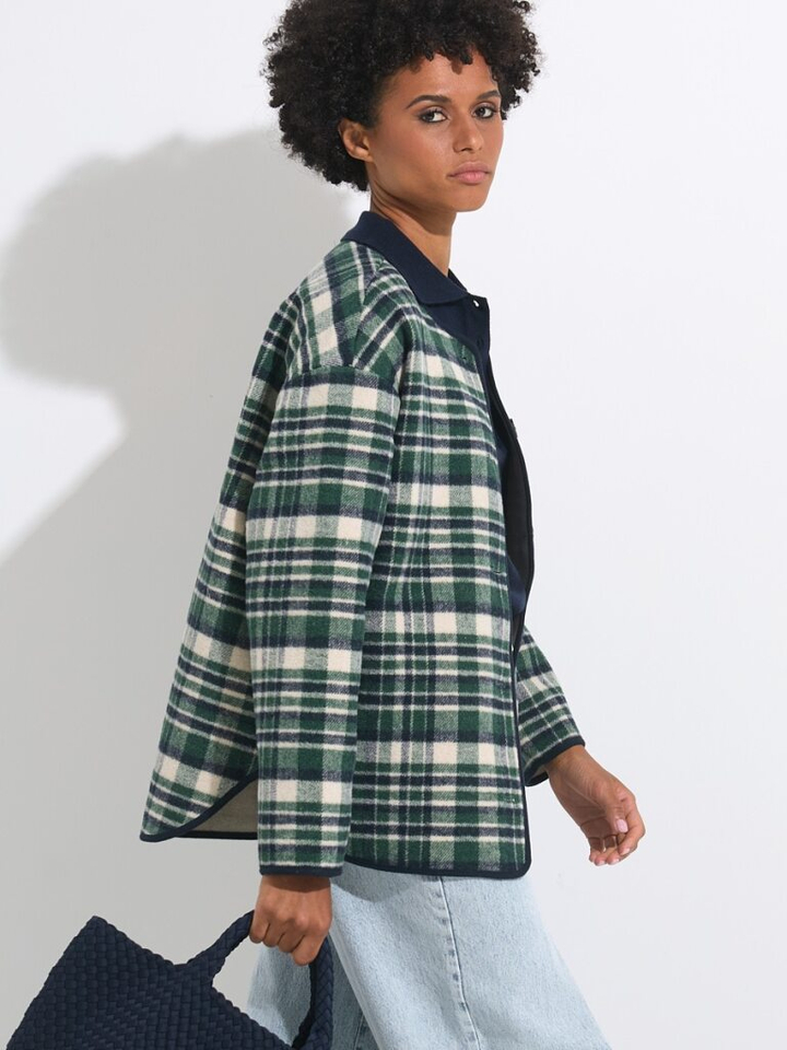 Dames shop the look van Diadora, Frnch, Ichi en Naghedi Winter 2025 shoot 1