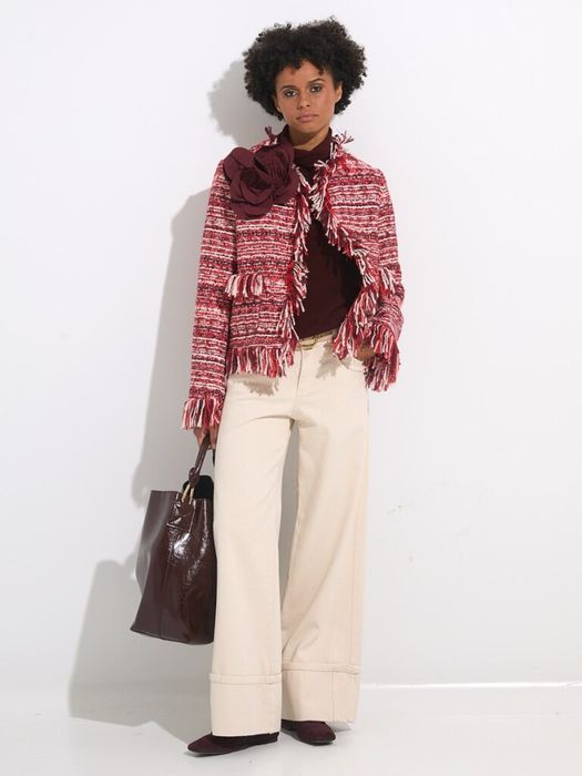 Dames shop the look van Essentiel, Kennel + Schmenger, Noir 'n' Blue en Molli Winter 2025 shoot 1