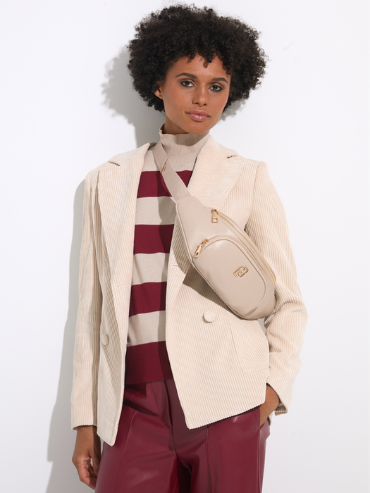 Dames shop the look van Beck Sondergaard, Kocca, Liu Jo en Puraai Winter 2025 shoot 1