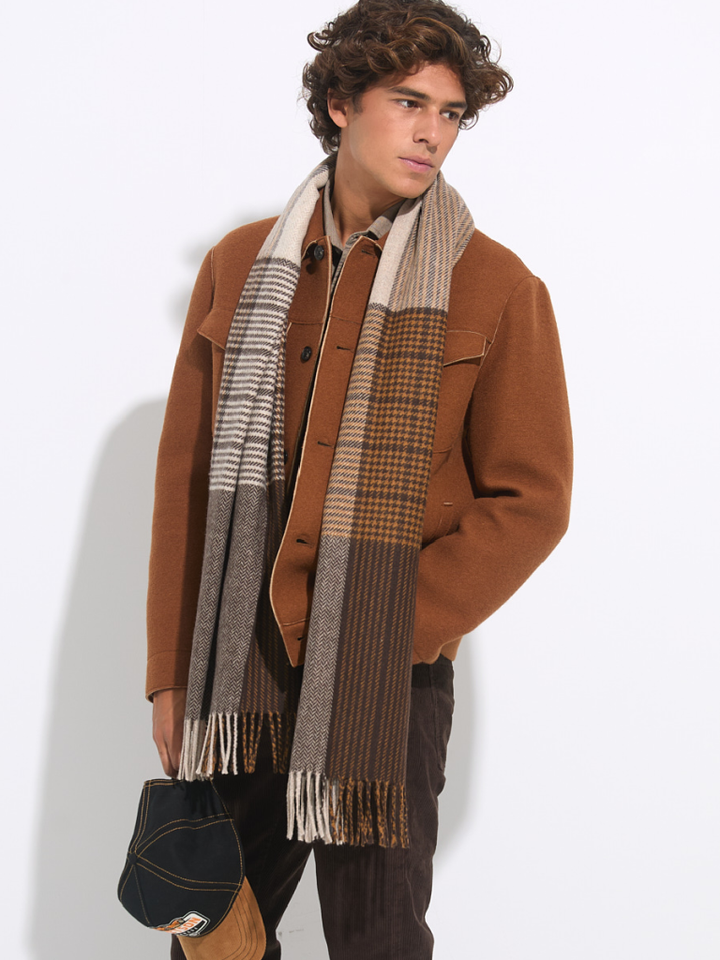 Heren shop the look van For all Mankind, Hackett, Liu Jo, Mos Mosh, Stetson en Doucals Winter 2025 shoot 1