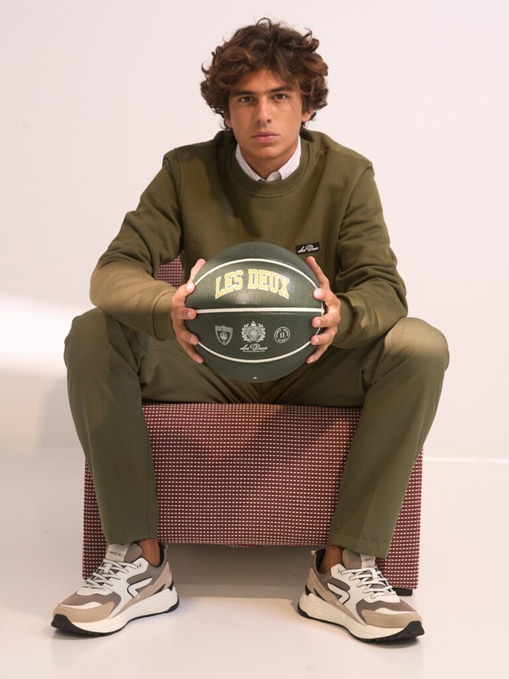 Heren shop the look van Les deux en HUB Winter 2025 shoot 1