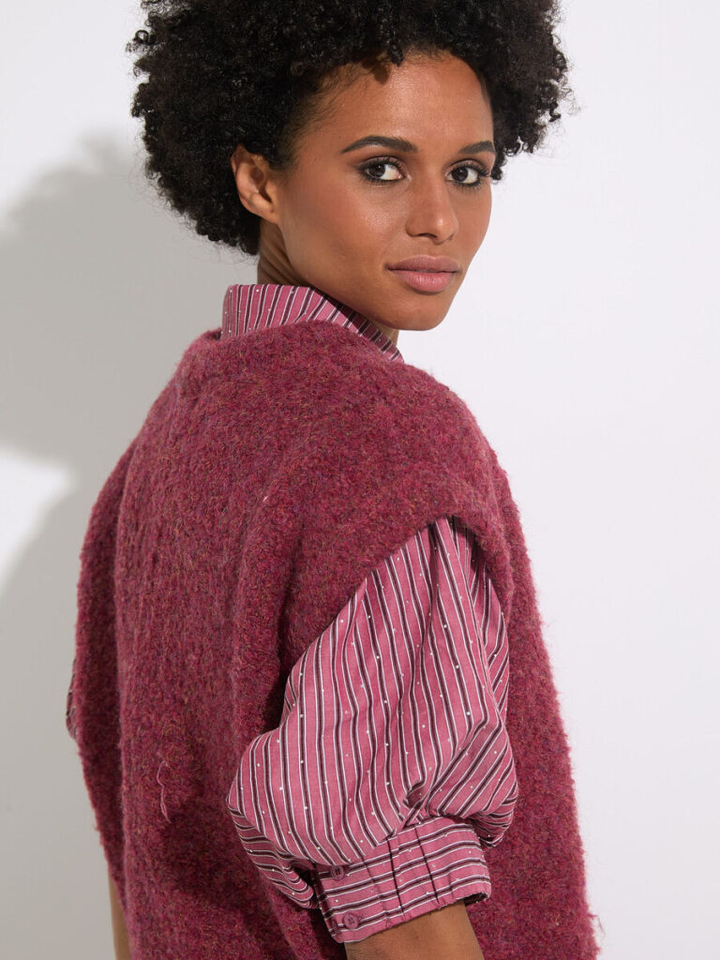 Dames shop the look van Bellerose, Diadora, Frnch en Neo Noir Winter 2025 shoot 1