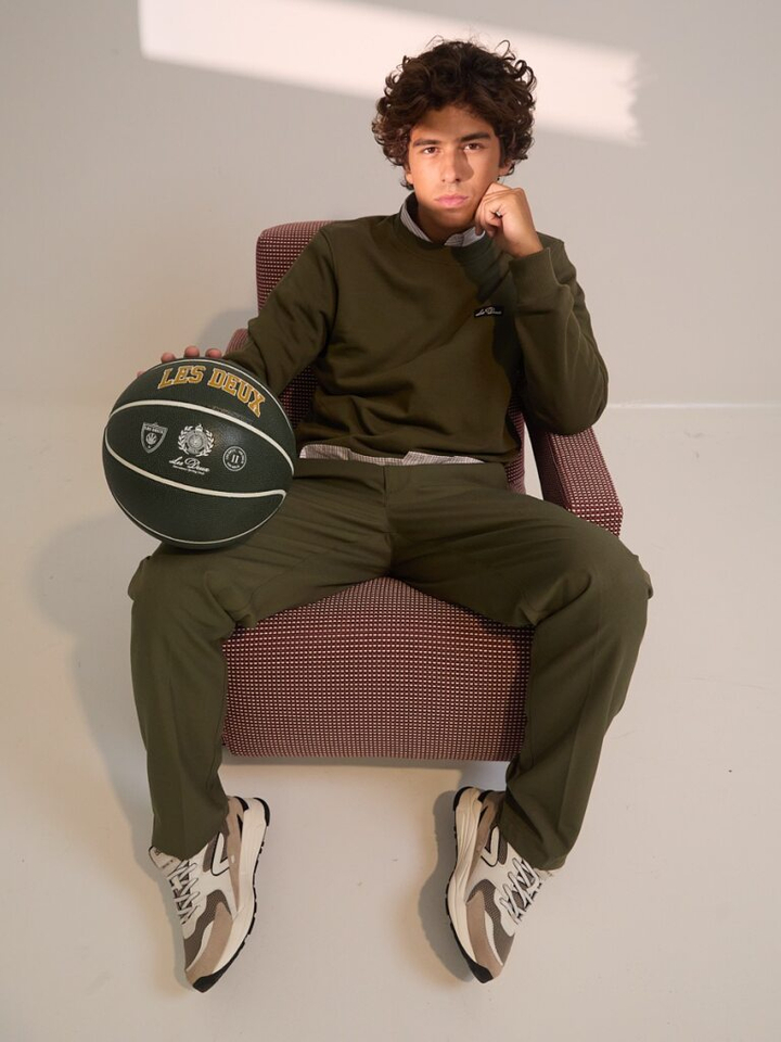 Heren shop the look van Les deux en HUB Winter 2025 shoot 1
