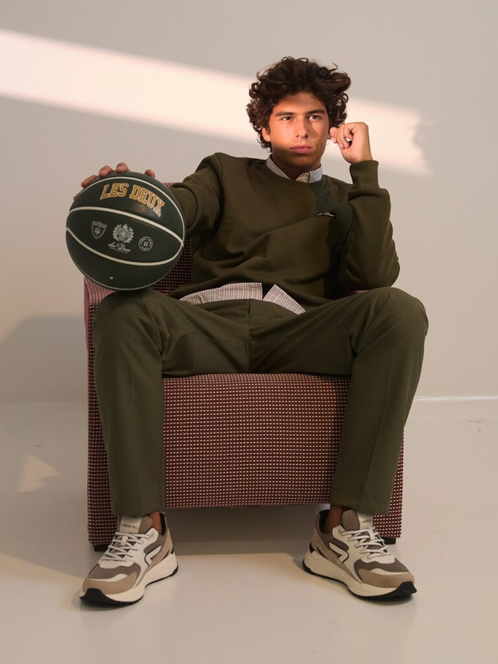 Heren shop the look van Les deux en HUB Winter 2025 shoot 1