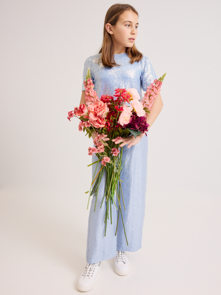Meisjes shop the look van Blue Bay en Rtb Zomer 2026 communie campagne