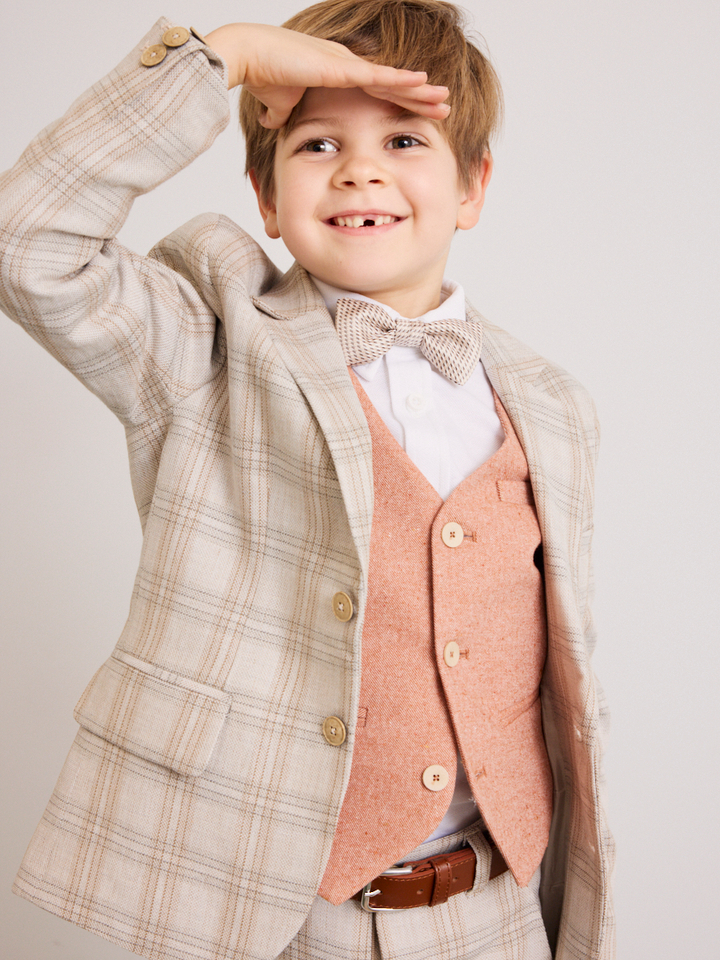 Jongens shop the look van Blue Bay, Rtb en D-Lux Zomer 2026 communie campagne