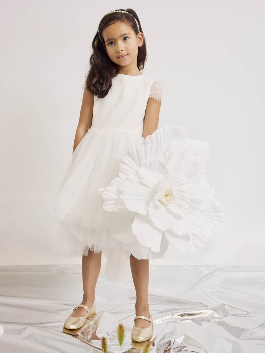 Meisjes shop the look van Miss Leod en Rtb Zomer 2026 communie campagne