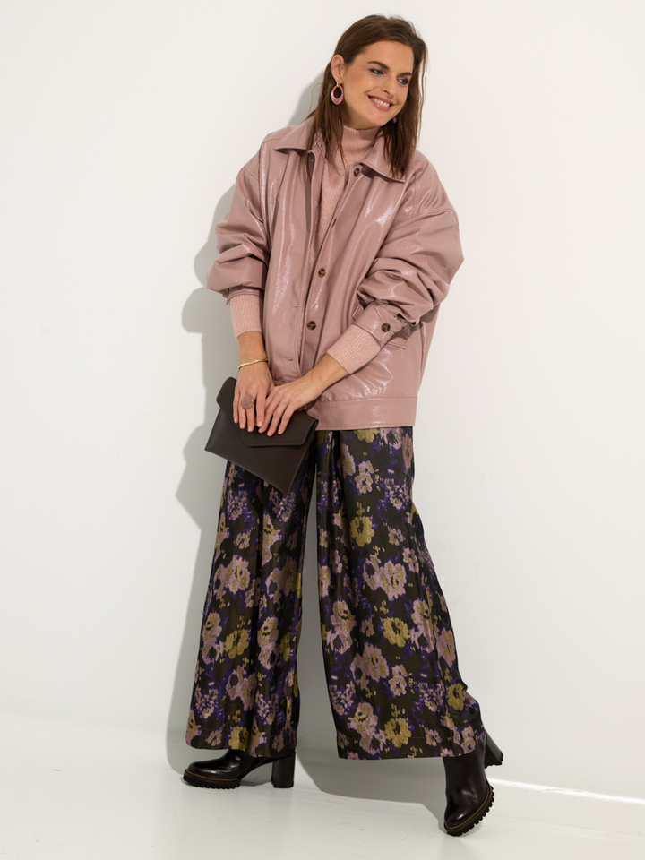 Dames shop the look van JC Sophie, Nathalie Vleeschouwer, Etrier en Trumans Winter 2025 shoot 4