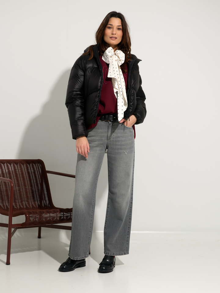 Dames shop the look van Essentiel, Noir 'n' Blue, Trumans, After Label en Rotate Winter 2025 shoot 4