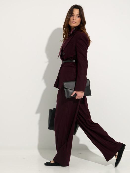 Dames shop the look van Academia, H.A.N, Kennel + Schmenger, Liviana Conti en Profuomo Winter 2025 shoot 4