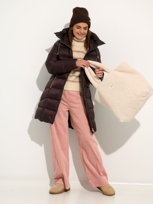Dames shop the look van Barts, Blue Bay, JC Sophie, Ugg en Y.A.S Winter 2025 shoot 4