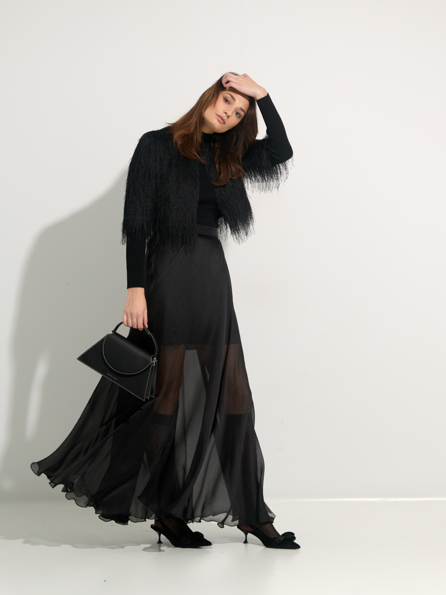 Dames shop the look van Lola Cruz, Twinset, Access, Zarina Rouge en Mrs Hosiery Winter 2025 shoot 4