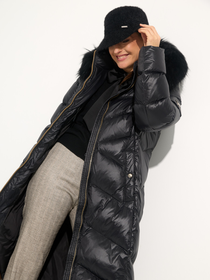 Dames shop the look van Barts, Marc Cain, Rock & Blue, Roberto Festa en Diana Gallesi Winter 2025 shoot 4