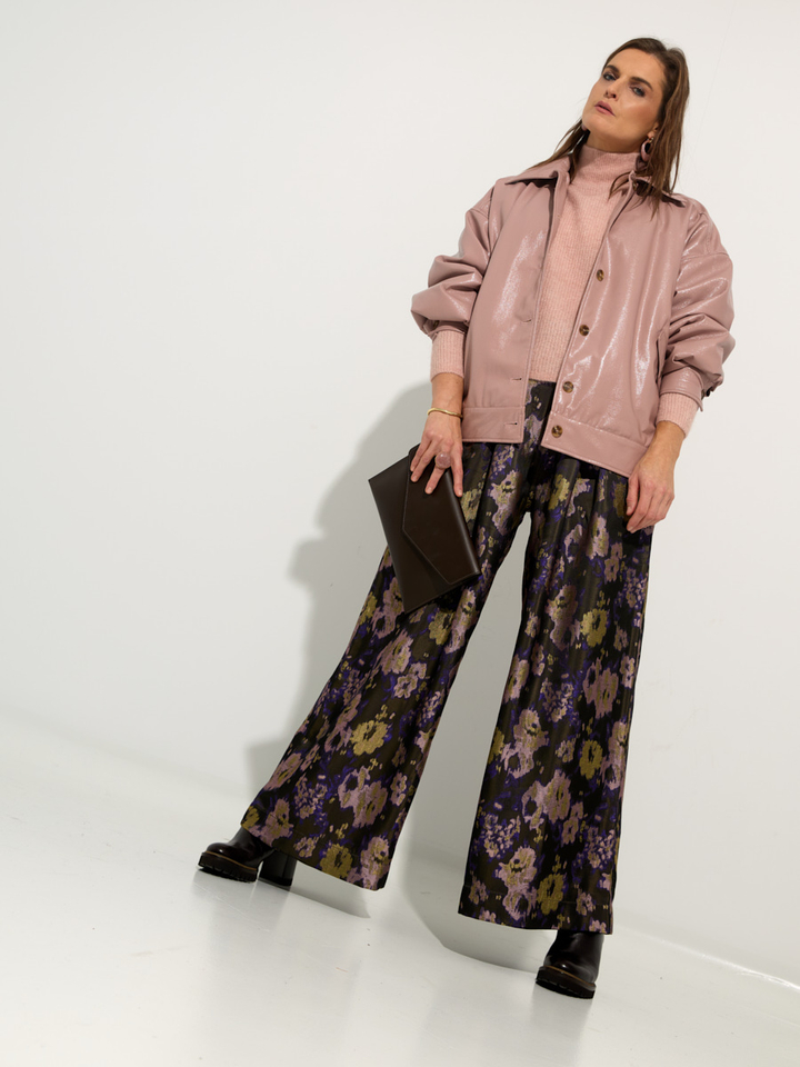 Dames shop the look van JC Sophie, Nathalie Vleeschouwer, Etrier en Trumans Winter 2025 shoot 4