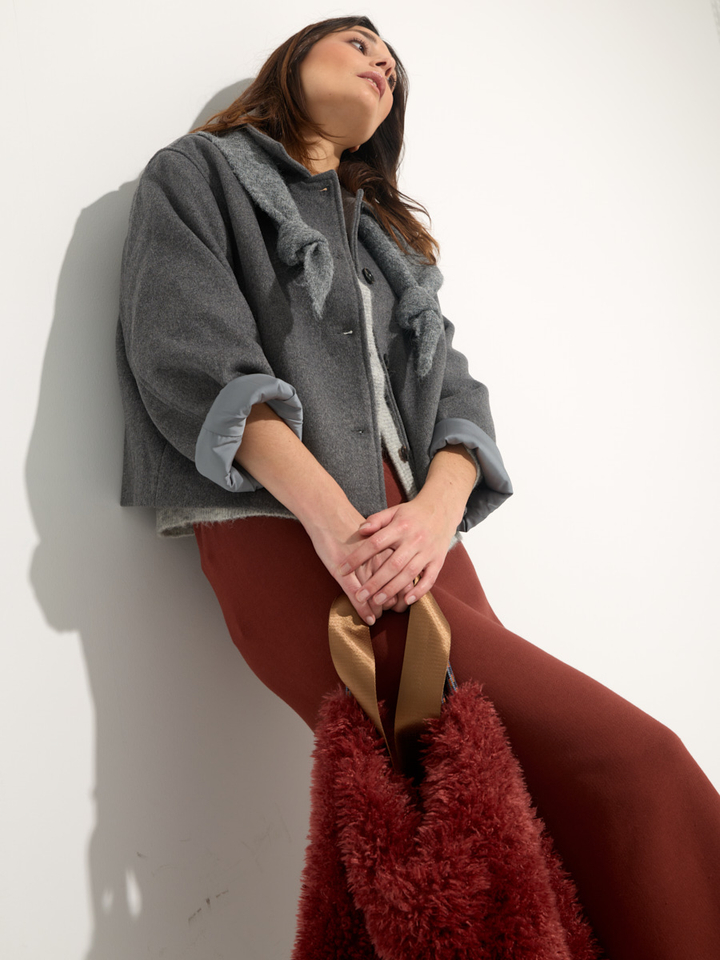 Dames shop the look van Diadora, MSCH, Selected, Edited, Neo Noir, Les Soeurs en Mrs Hosiery winter 2025 shoot 4