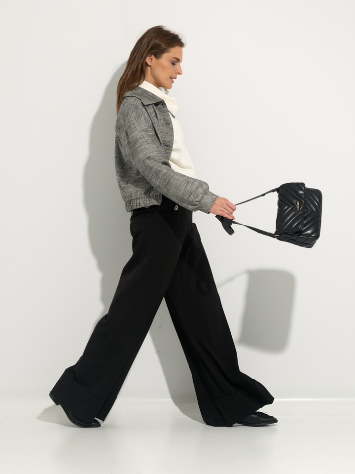 Dames shop the look van Caroline Biss, Liu Jo en Voltan Winter 2025 shoot 4