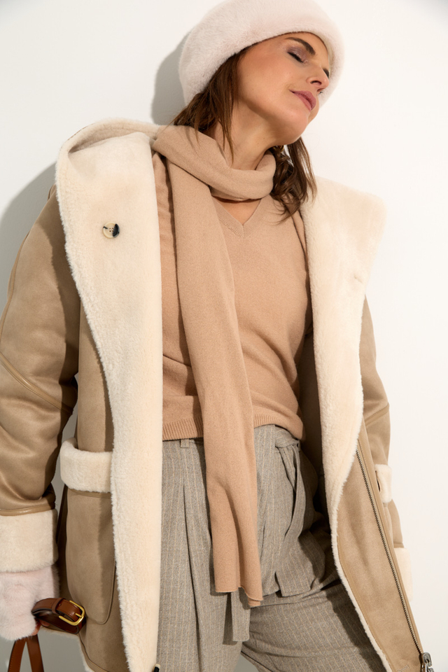 Dames shop the look van Alexander Smith, Barts, Soeur, Xandres en Urbancode Winter 2025 shoot 4