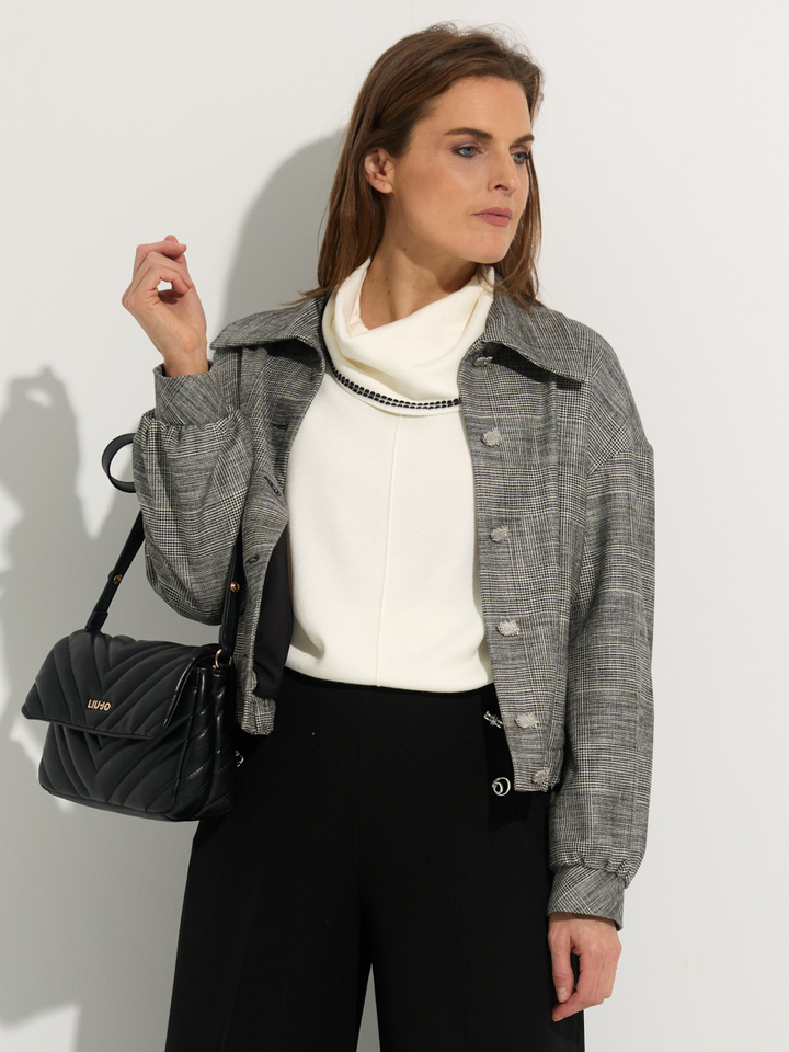 Dames shop the look van Caroline Biss, Liu Jo en Voltan Winter 2025 shoot 4