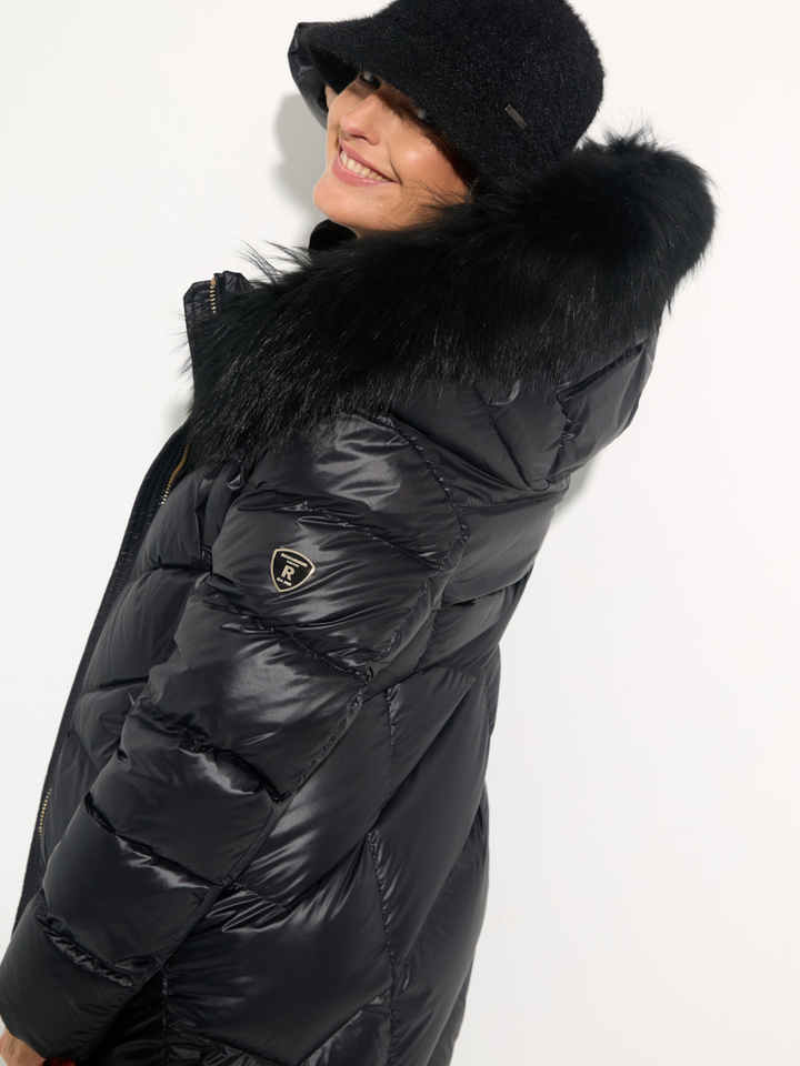 Dames shop the look van Barts, Marc Cain, Rock & Blue, Roberto Festa en Diana Gallesi Winter 2025 shoot 4