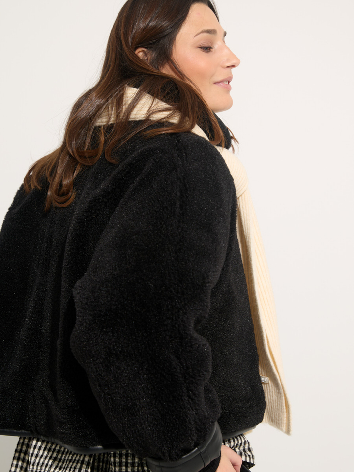 Dames shop the look van Bellerose, Frnch, Ugg, Edited en Suncoo Winter 2025 shoot 4