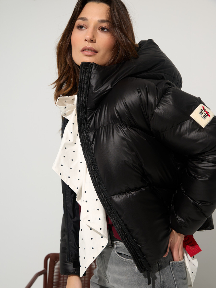 Dames shop the look van Essentiel, Noir 'n' Blue, Trumans, After Label en Rotate Winter 2025 shoot 4