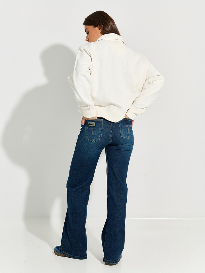 Dames shop the look van Diadora, Ichi, Ralph Lauren, Loïs en Co'Couture Winter 2025 shoot 2