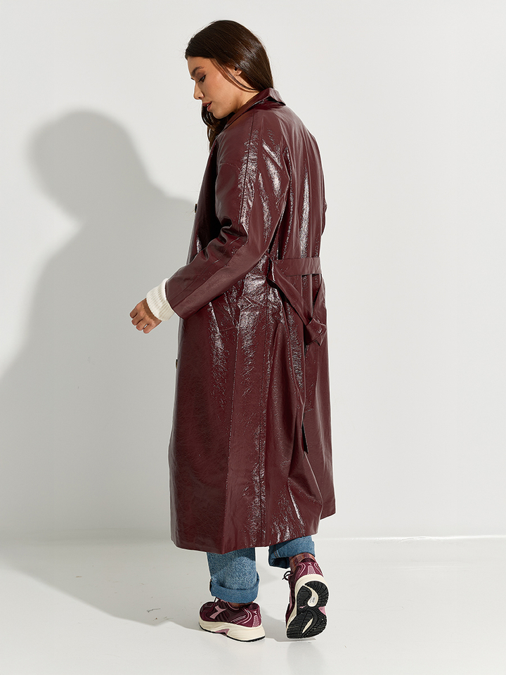 Dames shop the look van American Vintage, Bellerose, Diadora en Frnch Winter 2025 shoot 2