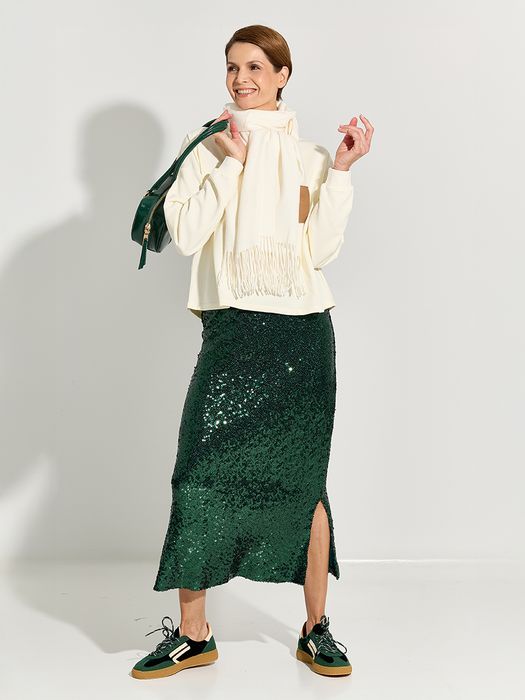 Dames shop the look van Essentiel, Liu Jo, Saint Tropez en Puraai Winter 2025 shoot 2