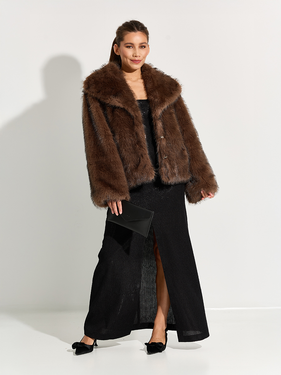 Dames shop the look van Lola Cruz, Neo Noir, Etrier en Eleh Winter 2025 shoot 2