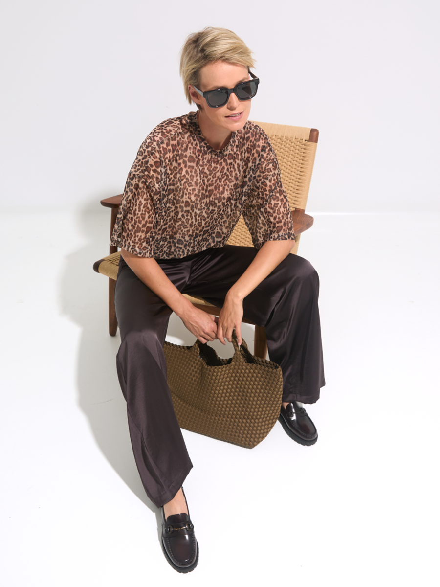 Dames shop the look van Komono, Senso, Saint Tropez, Sebago en Naghedi Winter 2025