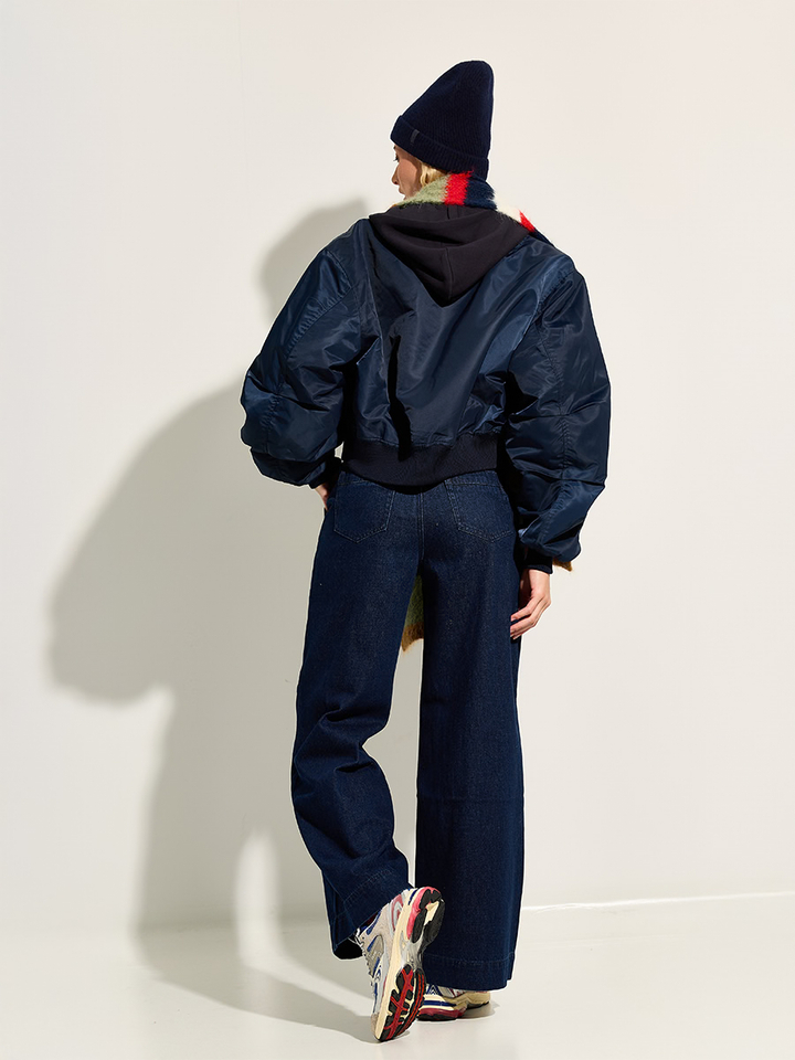 Dames shop the look van Barts, Bellerose, Frnch, Neo Noir en Etonic Winter 2025 shoot 3