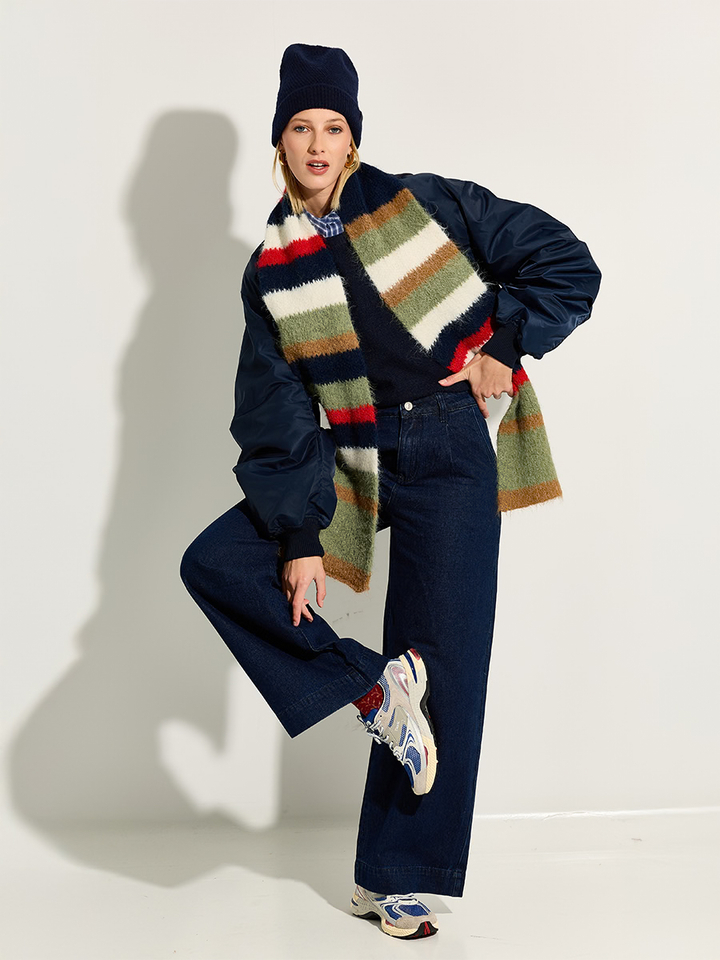 Dames shop the look van Barts, Bellerose, Frnch, Neo Noir en Etonic Winter 2025 shoot 3