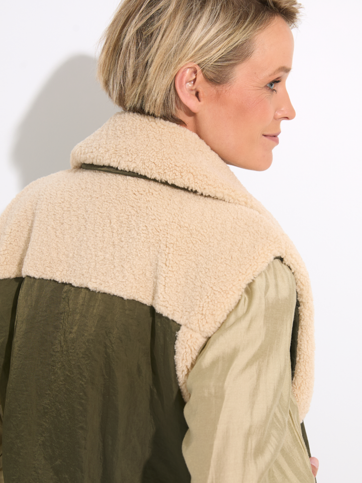 Dames shop the look van Beck Sondergaard, Caroline Biss, Mercer en Peppercorn Winter 2025