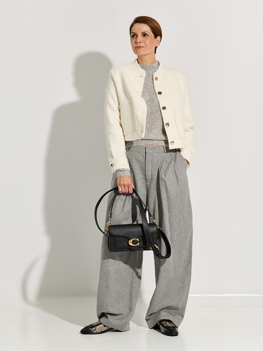 Dames shop the look van Creenstone, Pertini, Riani, Drykorn en Coach Winter 2025 shoot 2
